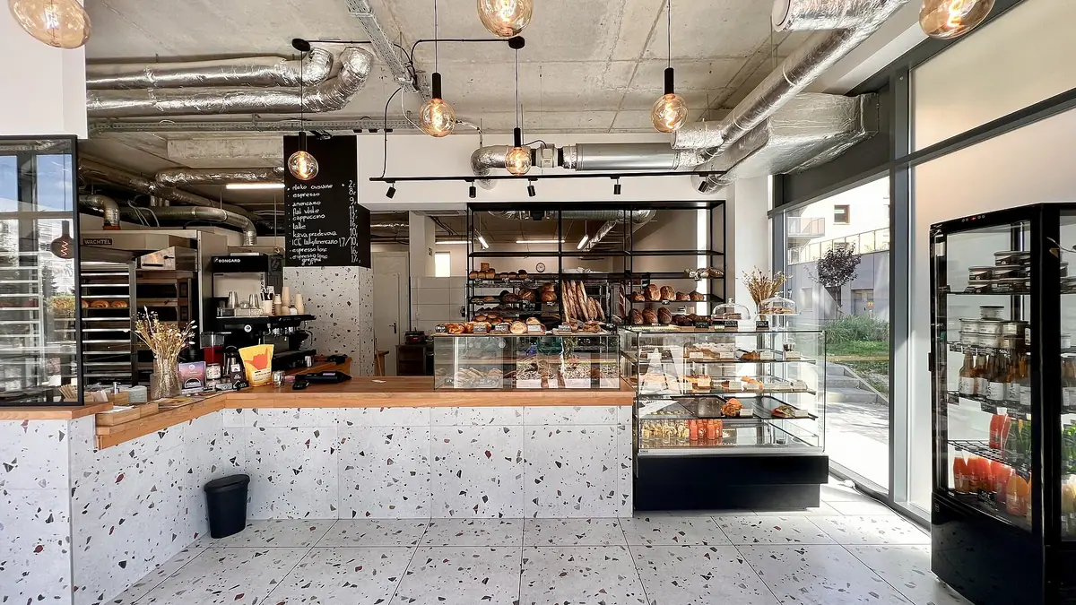 Days – bakery in Stotfold, Arlesey